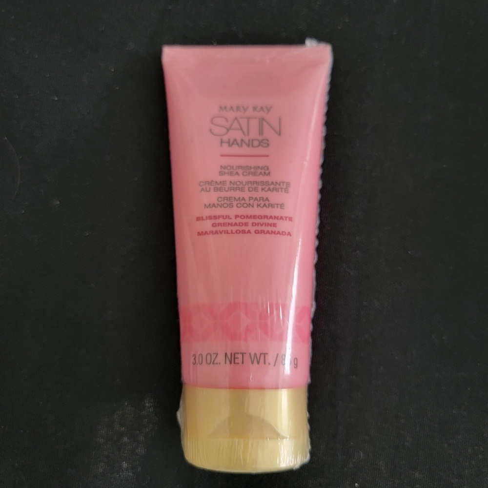 New Sealed Mary Kay Satin Hands Shea Butter Cream Blissful Pomegranate 3oz Tube